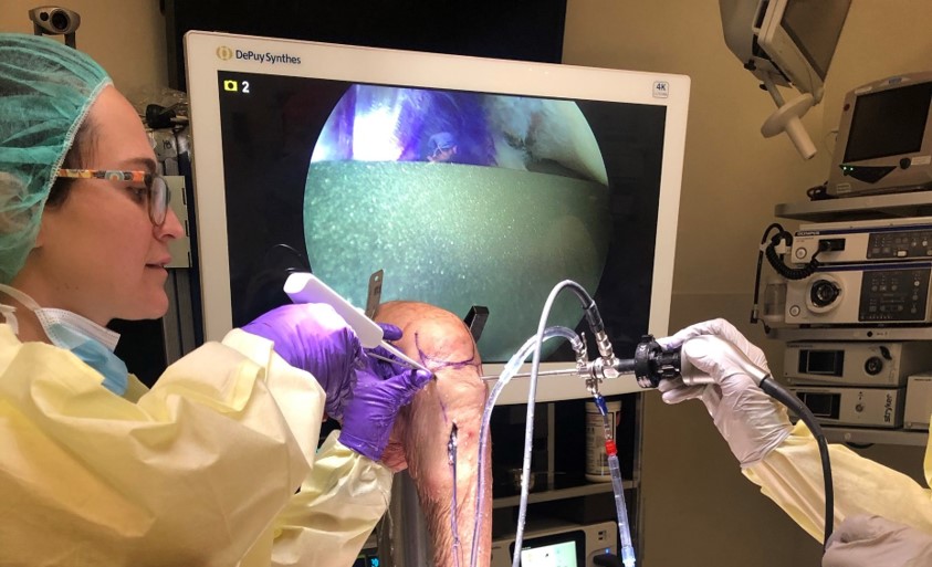 auksatc's tweet image. RT 503ATHLETE: In honor of March being National Athletic Training Month, check out O+FS Athletic Trainers in action, teaching an arthroscopy lab with #Depuy #Mitek and assisting in surgery! #NATM2020challenge NATA1950