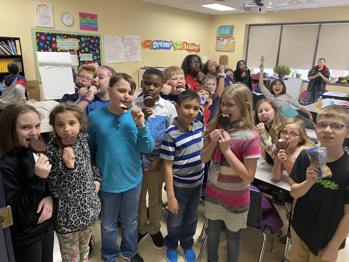 You scream, They scream, Everyone screams for Ice Cream!! When you are the high attendance class winners, that is exactly what you get...ice cream! Congratulations  Mrs. Lakamp’s and Mrs. Mitchell’s classes!! <a href="/HearnHornets/">Hearn Elementary</a> <a href="/OneTeamFCS/">Franklin County Schools</a>