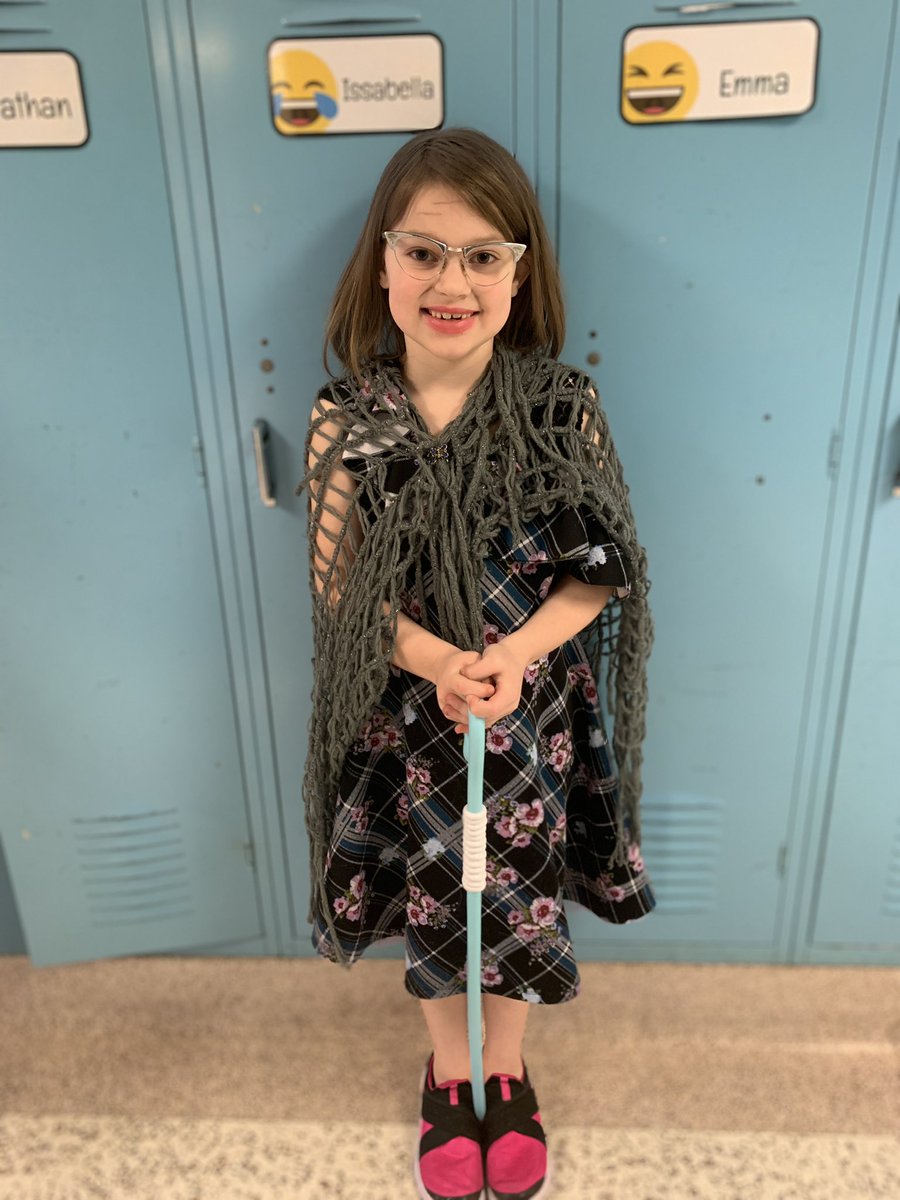 Gullickson1st's tweet photo. 100 days smarter in first grade! #100DaysOfSchool #100YearsFor100Days #WeSurvived100Days #Cutest100YearOldIKnow https://t.co/ExwtEtTEr5