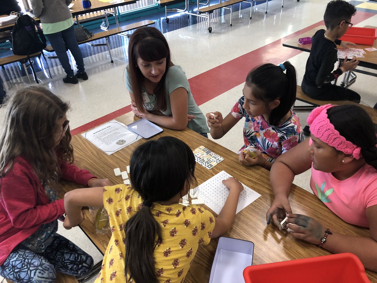 HUlrich218's tweet photo. Thank you to all the families that came to Family Math Day! The 4th graders played 4 games with various math skill. @VogelESISD @SeguinISD #familymathday https://t.co/EuQd9zDeKp