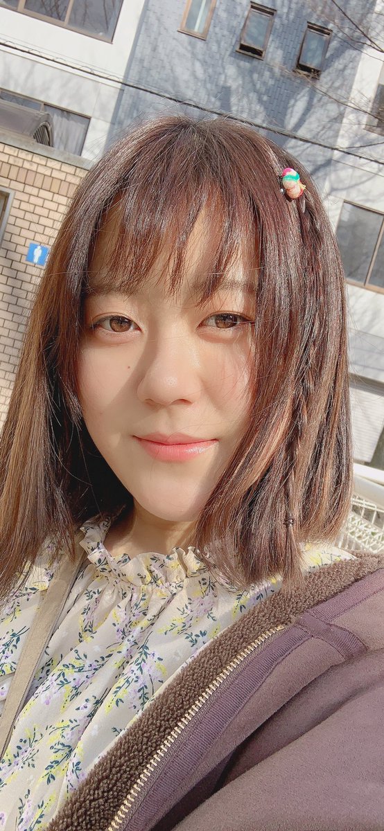 Rika_Minamida's tweet photo. 今日はあったか〜い！！
春だなぁ🌸
お友達とお出かけするので、花粉症のお薬飲みました😢💦
皆さんは大丈夫ですか〜？？ https://t.co/6rCWc9uKJ0