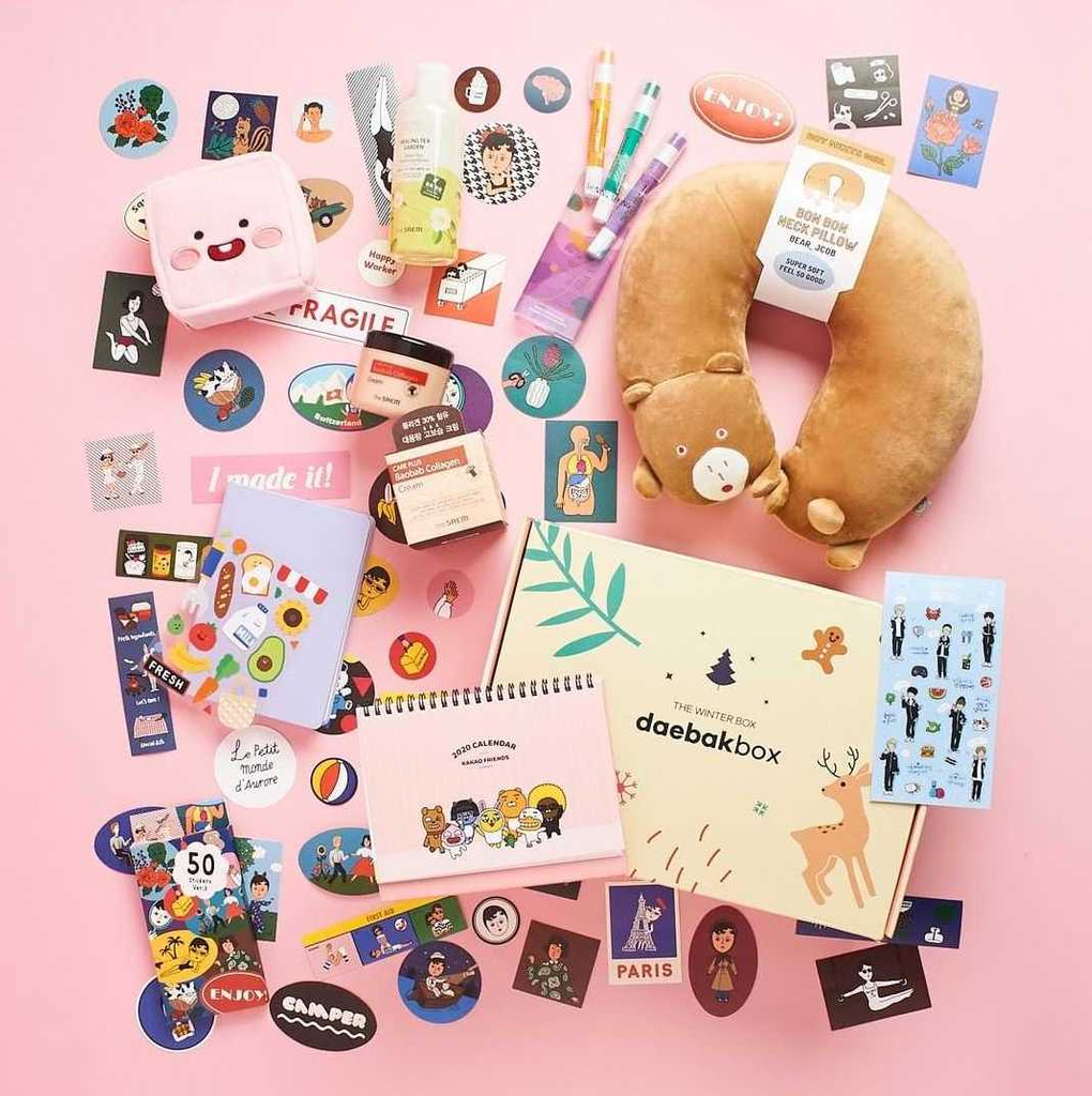 daebakbox's tweet photo. mysubscriptionaddiction knows the score after reviewing our 2019 Winter Box~ ✨
Read their review for more! 🔗https://t.co/0P2S3Rsj3S
Get your Daebak Box 🔗https://t.co/FA9pFjum0s
📸cred: mysubscriptionaddiction
#daebakbox #subscribtionbox #daebak #memberregram https://t.co/dBce6ZAdI1
