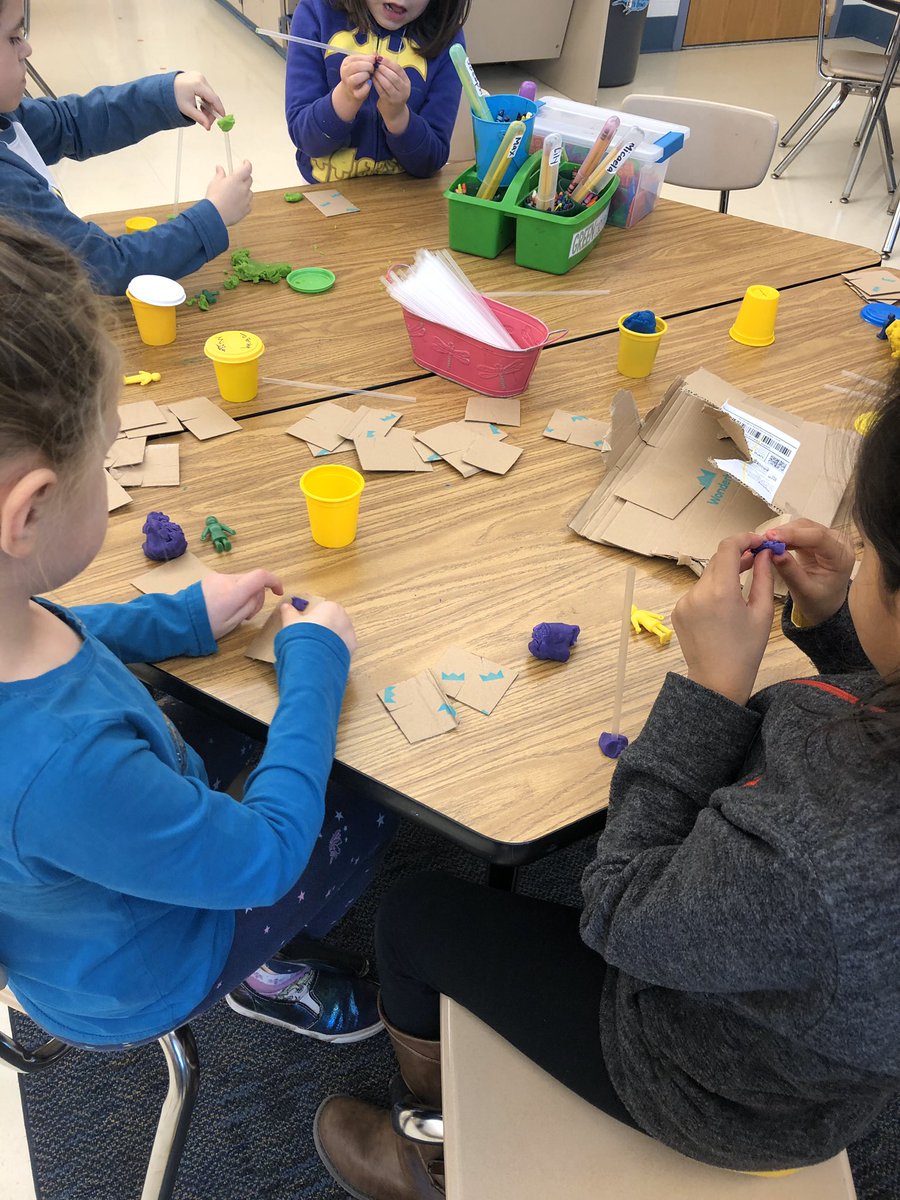 CashellES's tweet photo. Kindergarteners did a STEM project today! We read The Three Little Pigs and built our own houses that the wolf couldn’t blow away. #STEM #cashellpride https://t.co/LUy15EA77l