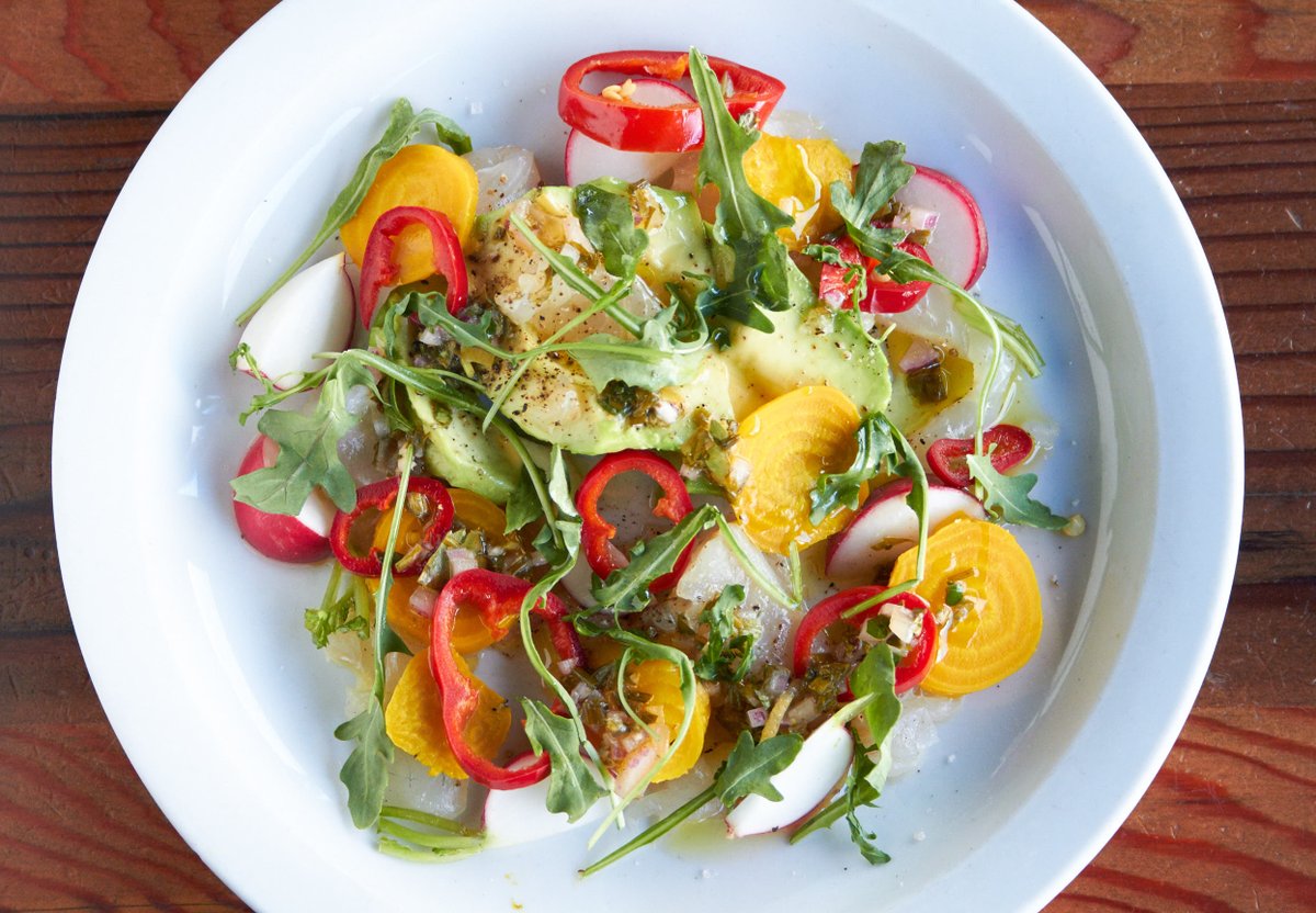 Local halibut crudo w/ avocado, beets, fresno chile, radish and a horseradish vinaigrette!
.
.
.
.
.
#corsoberkeley #italianfood #Tuscany #Florentine #italianwinelist #housemadecocktails #housemadepasta #salumi #housemadesalumi #berkeleyrestaurants