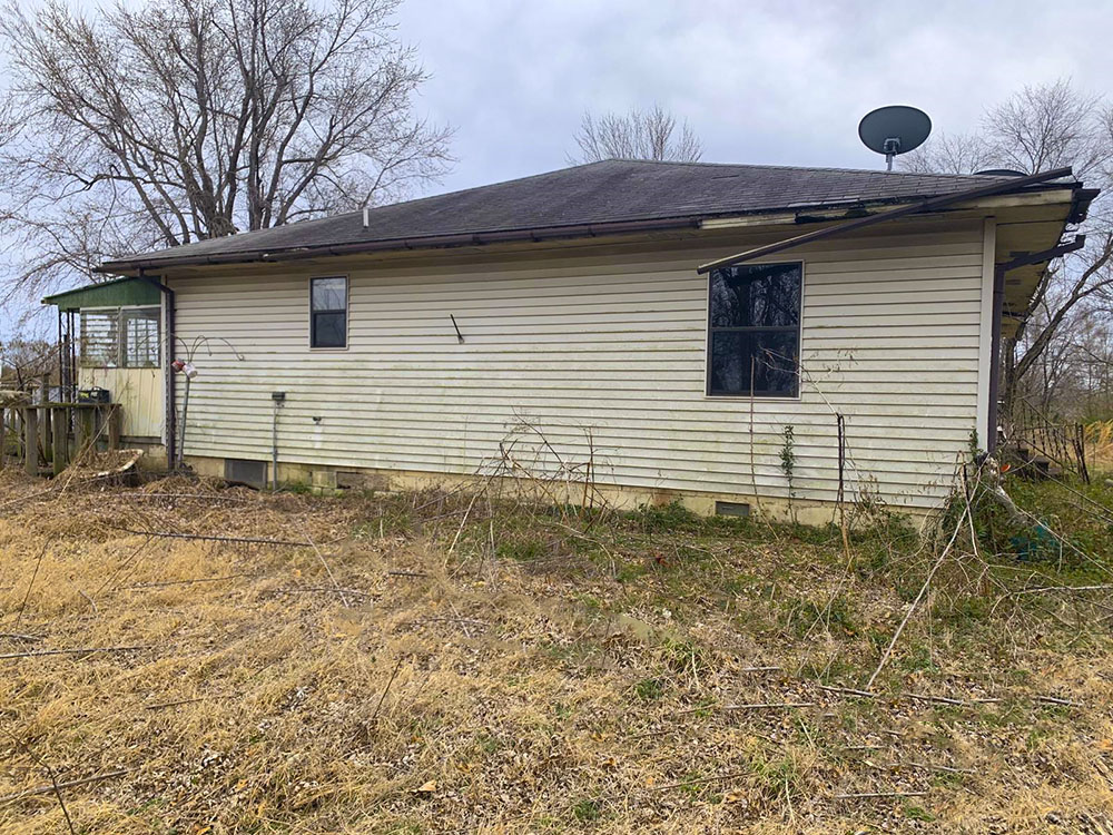 DiscountPN's tweet photo. #Coweta, OK 74429

Special handyman deal for only $96,400! Buy&amp;hold, fix&amp;flip or rental! Located near schools. Similar properties are around $169K!

Call Katherine 918-216-0570
https://t.co/V8Ese6AkPe
#Oklahoma #Investment #Property #DiscountPropertyNetwork #DiscountPropertyNow https://t.co/WcU4Ck2qRi