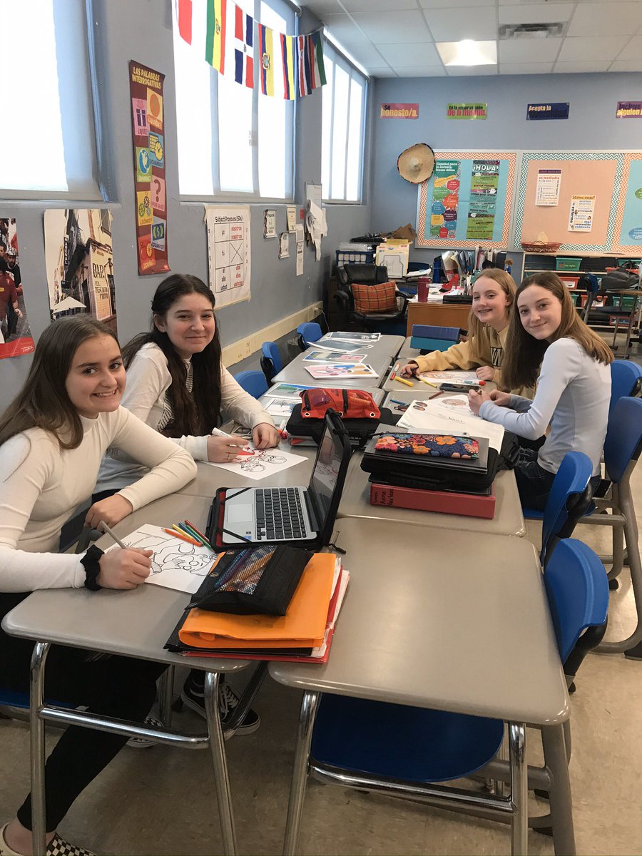 SrtaTrzaskaBMS's tweet photo. Our first ever #woolyweek at @BataviaMiddle is off to SUCH a great start!! @senorwooly we are having a BLAST!! #bmspride https://t.co/IDhdbLkXsC
