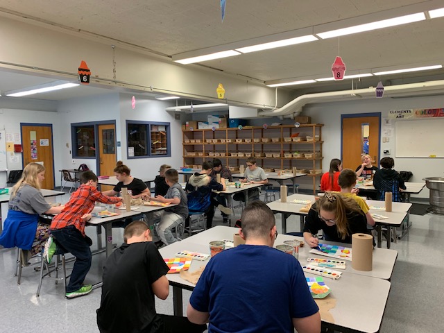GCSCArtTeach's tweet photo. I love seeing the intrinsic motivation of my students!!! These GIS 6th Graders chose to come in during their lunch time to paint! So proud of them!!! #success4GIS #proudartteacher #lovewhatiteach https://t.co/AyPPibyTbH