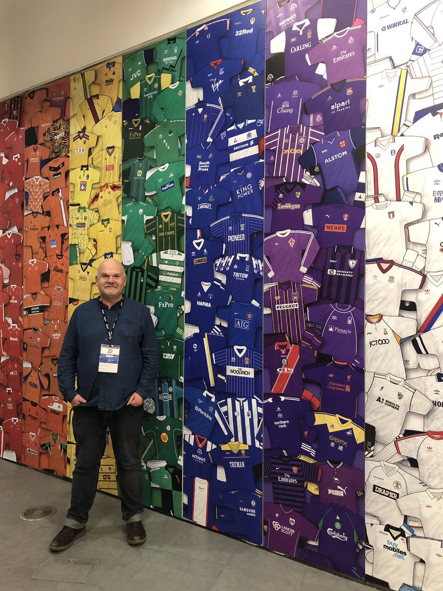 FootballKitCon's tweet image. We have @TrueColoursKits joining us on the day! You&apos;ll get to listen to him speak about his book and kits!

John will be about all day so if you have any questions, make sure you ask him! 😁

#FootballKitCon #KitCon2020