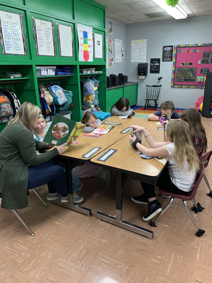 CalvaryElem's tweet photo. Stop, Drop, Read 2020 @CalvaryElem . Thank you Marion Co board of Ed and Mrs. Carly for donating books. @MCPS_KY https://t.co/FEpjKehv8C