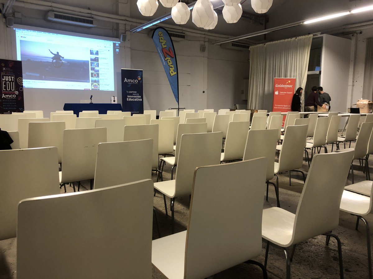 GuillermoNegre's tweet photo. @justkeynote @Bau_bcn @AMCO_iberia @GoldenmacEDU @EduZland @EIMlearning Todo listo equipo 😏. Nos vemos mañana en #JustEduWorkshop #Barcelona 🥳🥳 https://t.co/FLRxY5aiS1