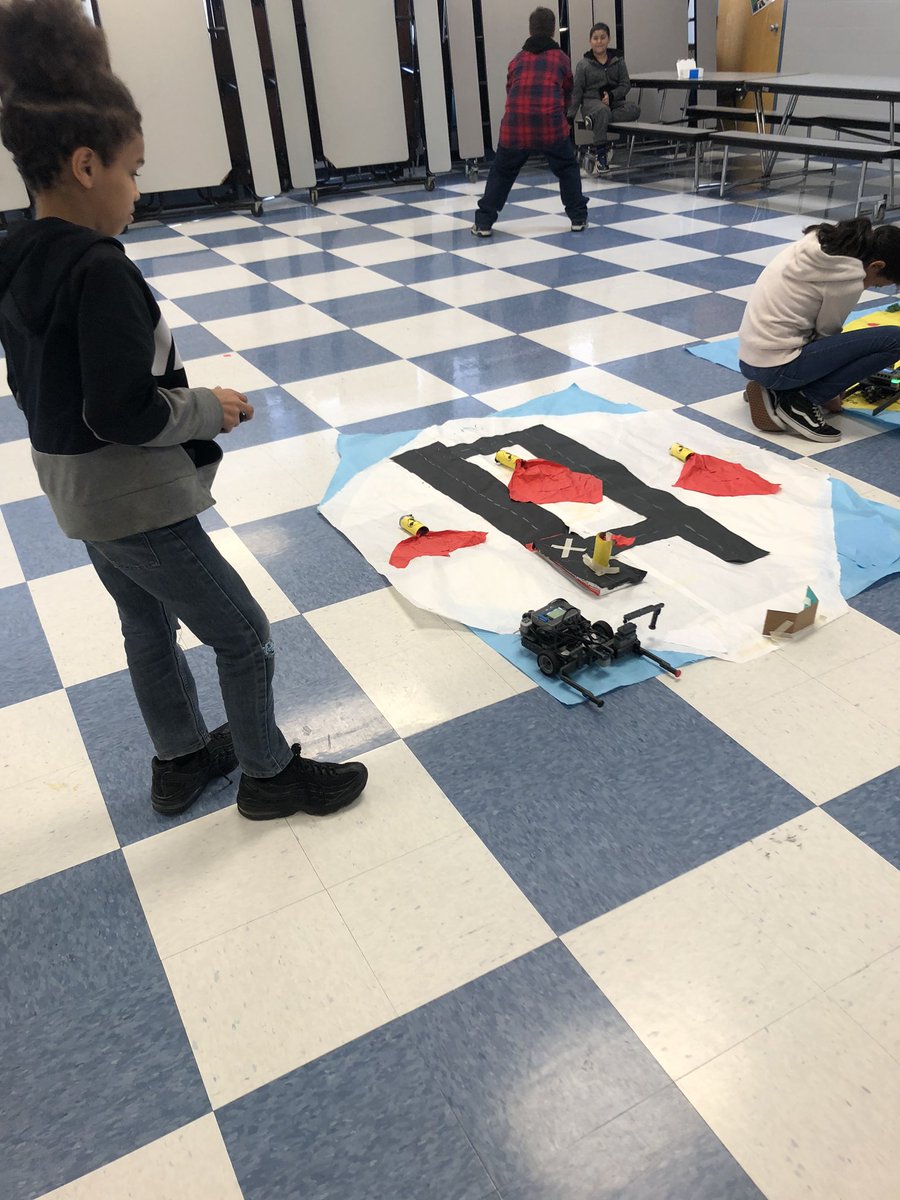 GVC4Belvidere's tweet photo. More robot races from Stolberg’s 5th grader’s! https://t.co/VN029TRK1w
