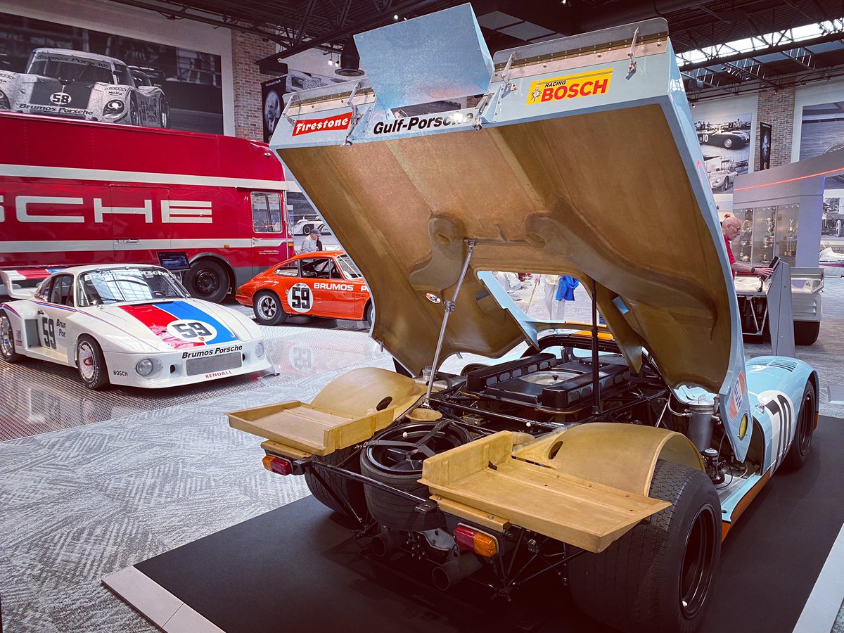 GarageRiot's tweet photo. The beautiful Brumos Collection! #garageriot #porsche #brumos #brumoscollection #porsche917 #porsche917k #porsche935 #porsche911 #porschetransport https://t.co/fLOgM7iPUq