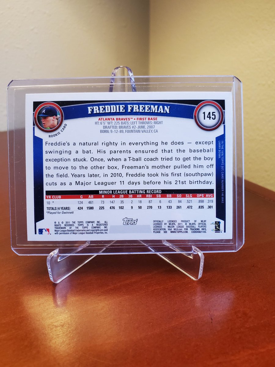 chimpiescards's tweet photo. I really haven't collected cards since the early 90s. In the past twenty years I've maybe bought no more than ten packs. I guess I bought some in 2011 and look what I just found. #freddiefreeman #2011topps https://t.co/RrvZbDdMDH