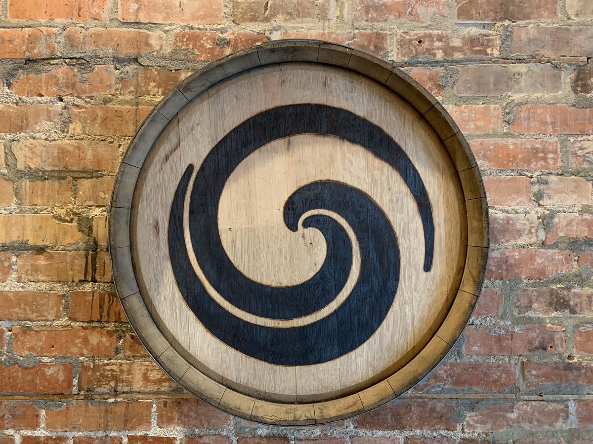 TwoBrothersBeer's tweet photo. It’s the weekend. Go find yourself a beer with a swirl on it. #FridayFeeling #twobrothersbrewing https://t.co/Ihtx8cj58c