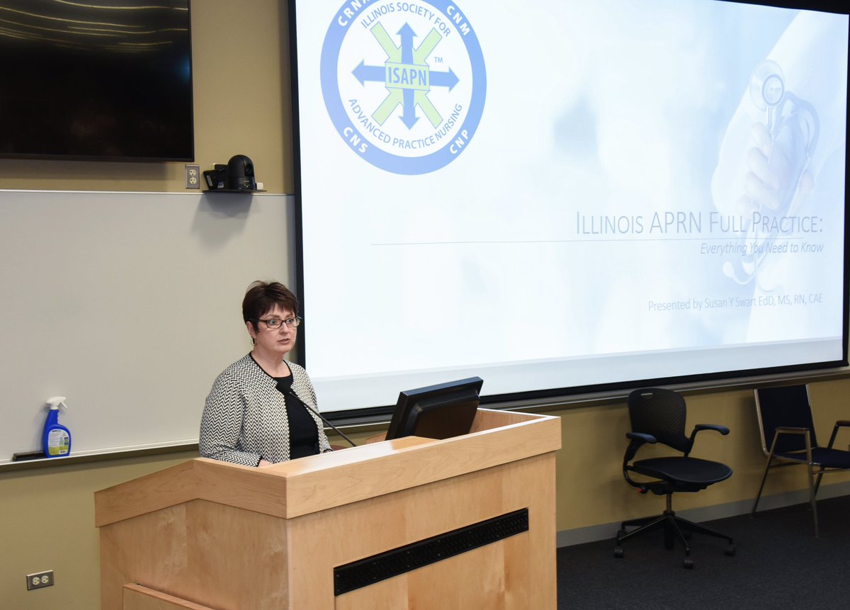 UICDom's tweet photo. The DOM, College of Nursing and Hospital Nursing Leadership co-sponsored an event to support Advanced Practice Registered Nurses (APRNs). UI Health is one of the first academic health systems in Illinois to support and operationalize full practice authority for APRNs. https://t.co/qWjBQtgajb