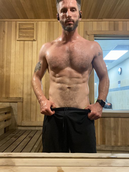 Maintenance is over, now come on over https://t.co/VNGQDxhGyE https://t.co/LcpaBUAKpJ