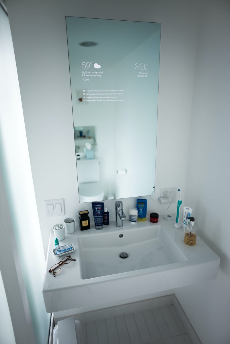 ESHA_AV's tweet photo. "My Bathroom Mirror Is Smarter Than Yours" https://t.co/N0g8aw22yR https://t.co/vxfRHh6Xnv