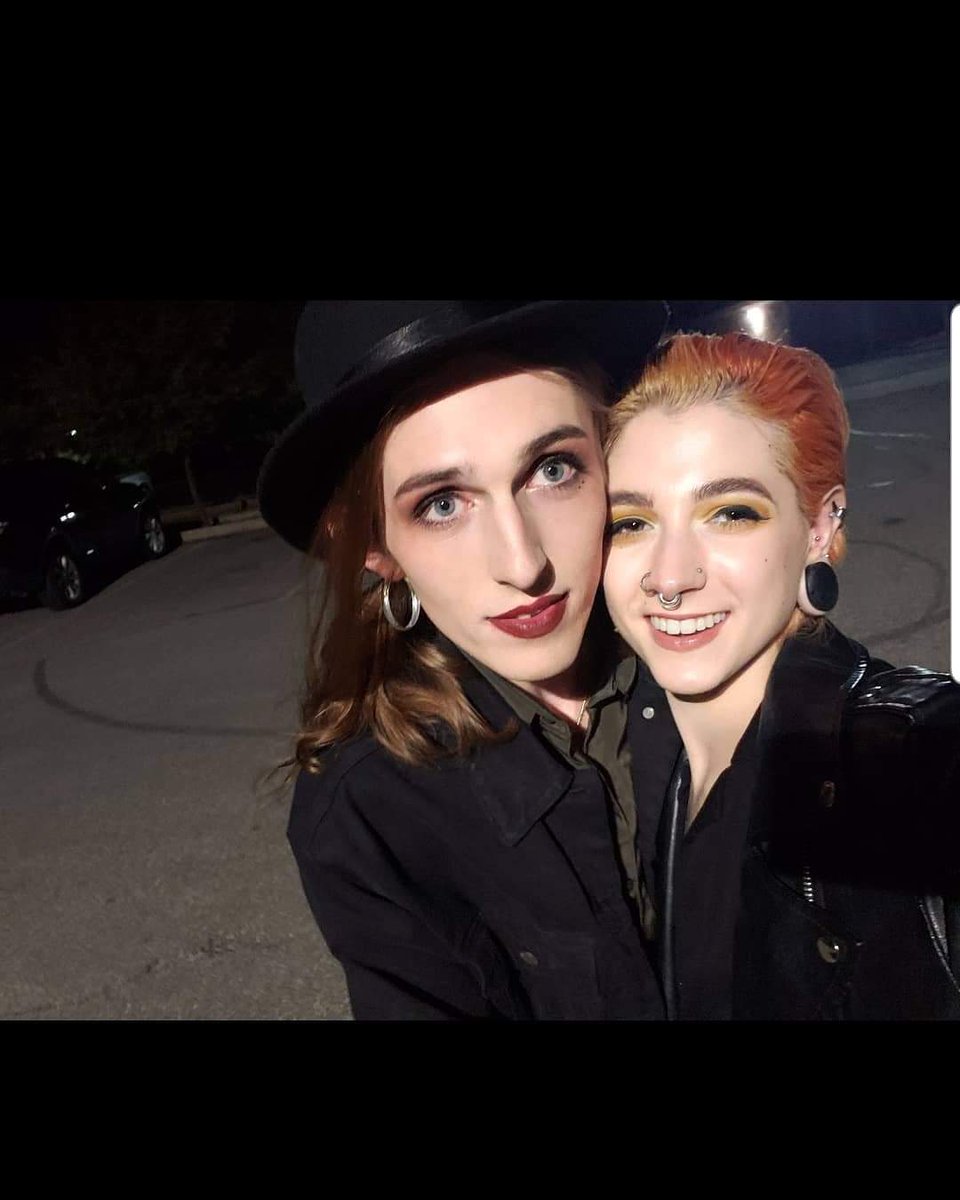 Elleven Pineapples (@ellevensies) on Twitter photo 