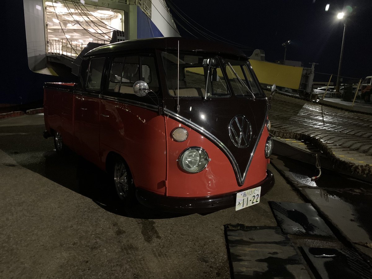 takabo77's tweet photo. I went on vacation from the end of one voyage, so I got into a car from home.
  I have to clear my luggage in my ship room.

#mycar #goonvacation #wagen #vw #type2 #vwbus #vwtruck #vwcrewcab #vwdoublecab #vwdc #officer #sailor #seamenslife #roroship #rorovessel #lifeonship https://t.co/J3boXrRyPA