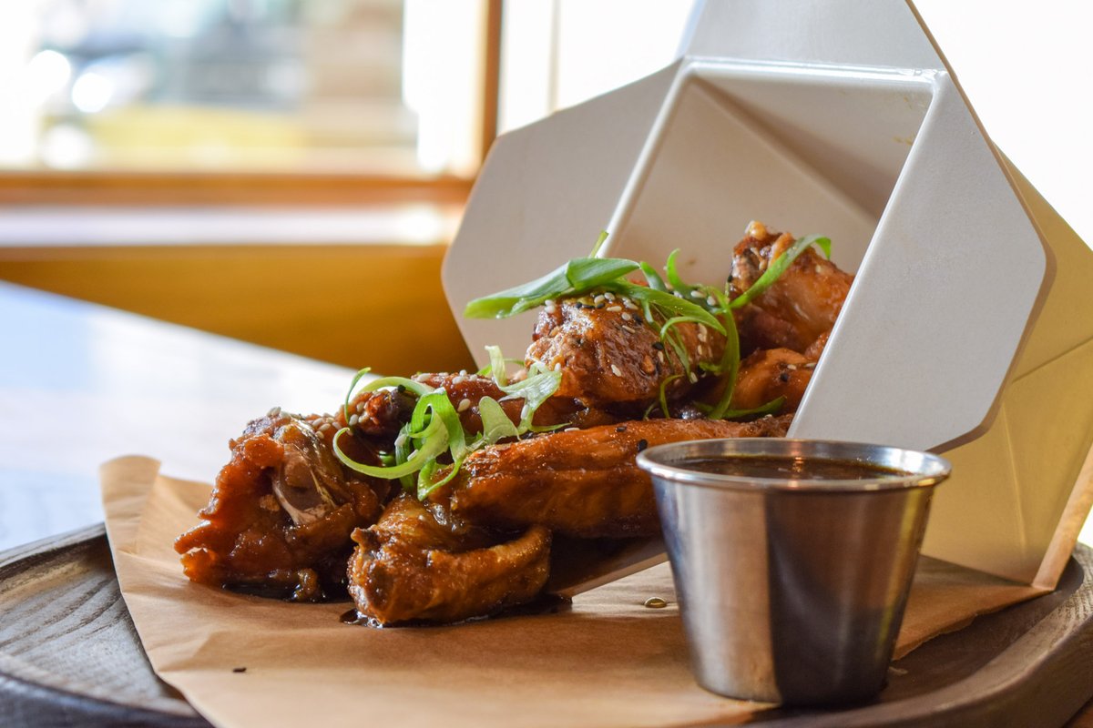 restaurant925's tweet photo. You asked. We listened. See for yourself. 

#ninetwentyfive #newmenu #wayzata #lakeminnetonka #hotellanding https://t.co/eVlJUsidfT