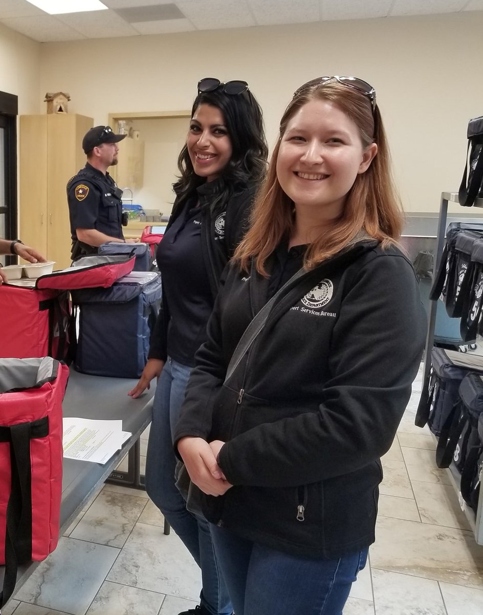 LubbockPolice's tweet photo. We want to take a moment to recognize all the incredible women at LPD for International Women's Day! 
We are thankful for their leadership and dedication.

Please help us thank them for their service! 

#InternationalWomensDay #LubbockPolice https://t.co/obxmmvbEWN