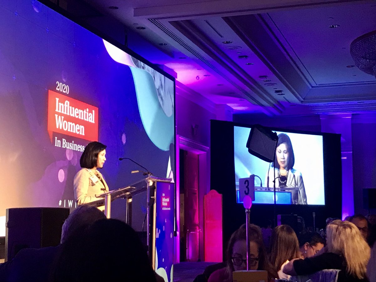 Happy to be part of ⁦<a href="/BIVnews/">BIV News</a>⁩ annual #IWIB awards celebrating this year’s honourees -amazing women moving the dial in business/communities ⁦<a href="/PwC_Canada/">PwC Canada</a>⁩ BC D&amp;I leader presenting the first award to ⁦<a href="/GenesaGreening/">Genesa M. Greening</a>⁩! Congrats! #EachforEqual