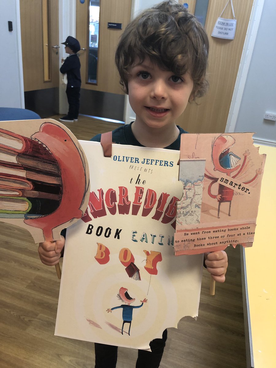 ValewoodPrimary's tweet photo. Love it that our new generation of Tiddles got stuck into our ♥️VPS #ValewoodWay on #WorldBookDay2020 ⭐️👏🏼♥️📖 https://t.co/4CZdhG3YDy