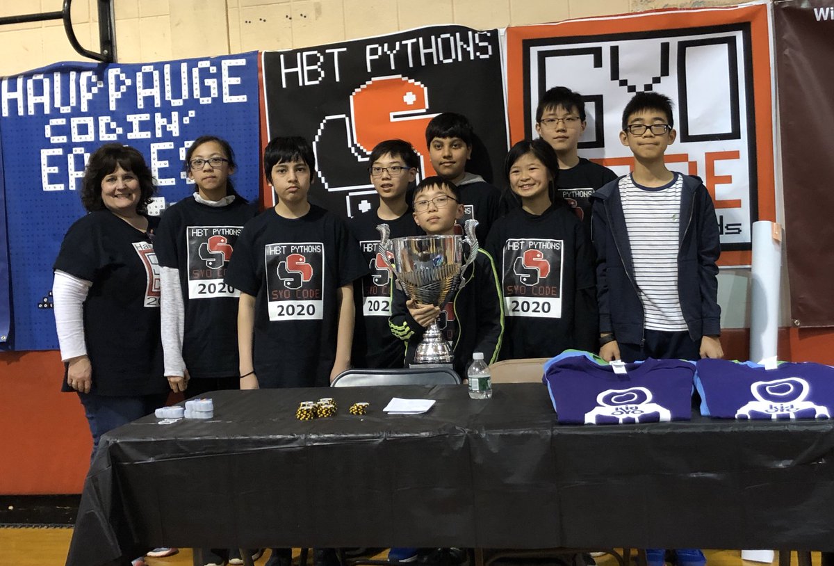 KellyFokianos's tweet image. So proud of our Syosset teams for their hard work today at the @CodeMakeOwn #codeconquest   #wearesyosset
