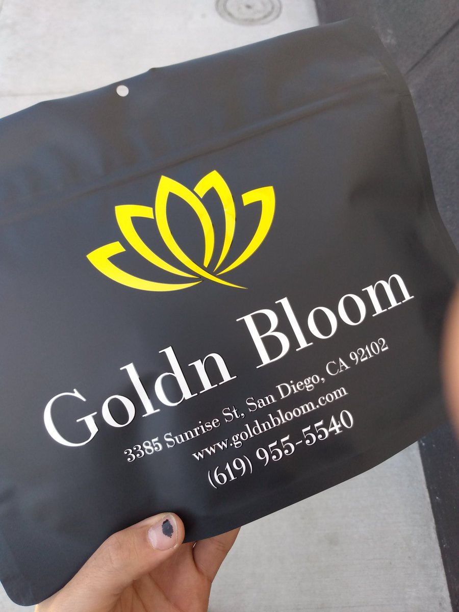 me_so_ralphie's tweet photo. last legal pickup ;l #goldenbloom #sandiego #theconvenience https://t.co/8tQp7Lo4ms