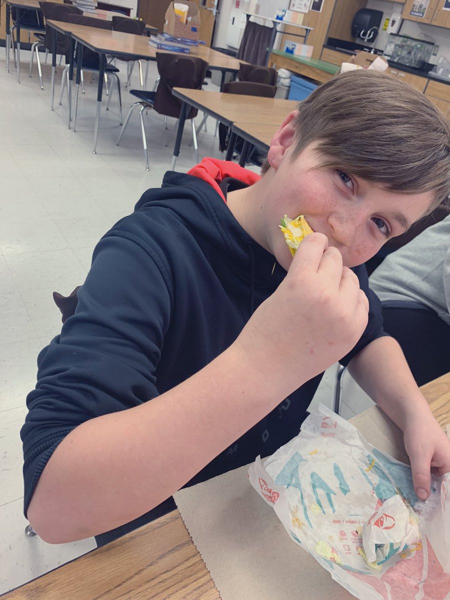 MrsSommerWMS's tweet photo. Taco FRIDAY?! ๐ฎ Today it was! I was๐ lucky ๐ enough to be invited to a terrific taco celebration in honor of this student meeting his behavior goals ๐ #TigersWMS #WMSLevelUp #LuckOfTheTigers https://t.co/rKZ7gUYVq0