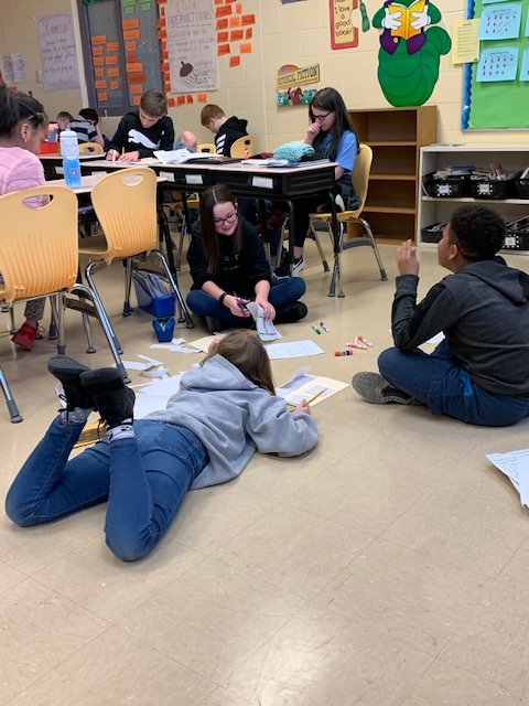 LWillkams's tweet photo. Having fun finishing our Black History Month projects. :) @BigBlueOnTheMove @Hamilton_LN @HamiltonLACoach https://t.co/nq3ZgzCiIq