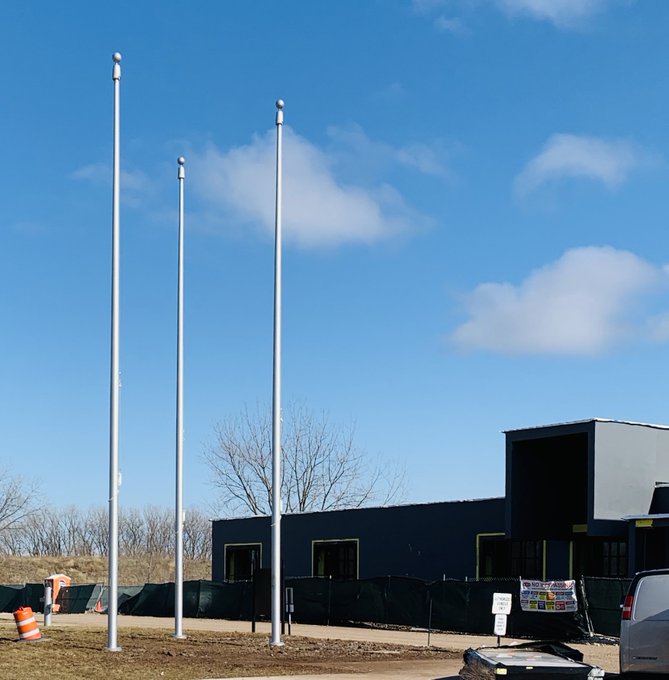 @ChicagoBigMarsh #Flagpoles #Beacon Top down #lightingdesign #winchInternalFlagpoles https://t.co/VsGoKqSEkK