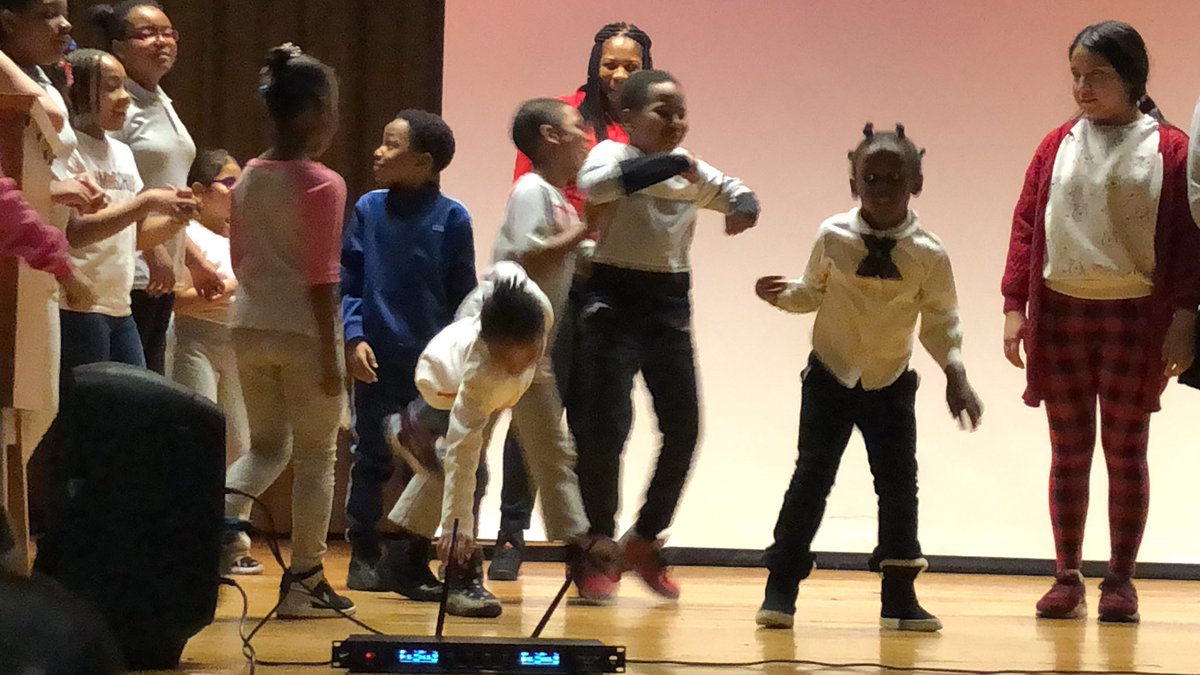 PS375Jackie's tweet photo. #renegadechallenge
#PrincipalGeters joined in on the fun #viralvideos #ps375 #jrshasTalent #district17 https://t.co/4iUnwK7k84