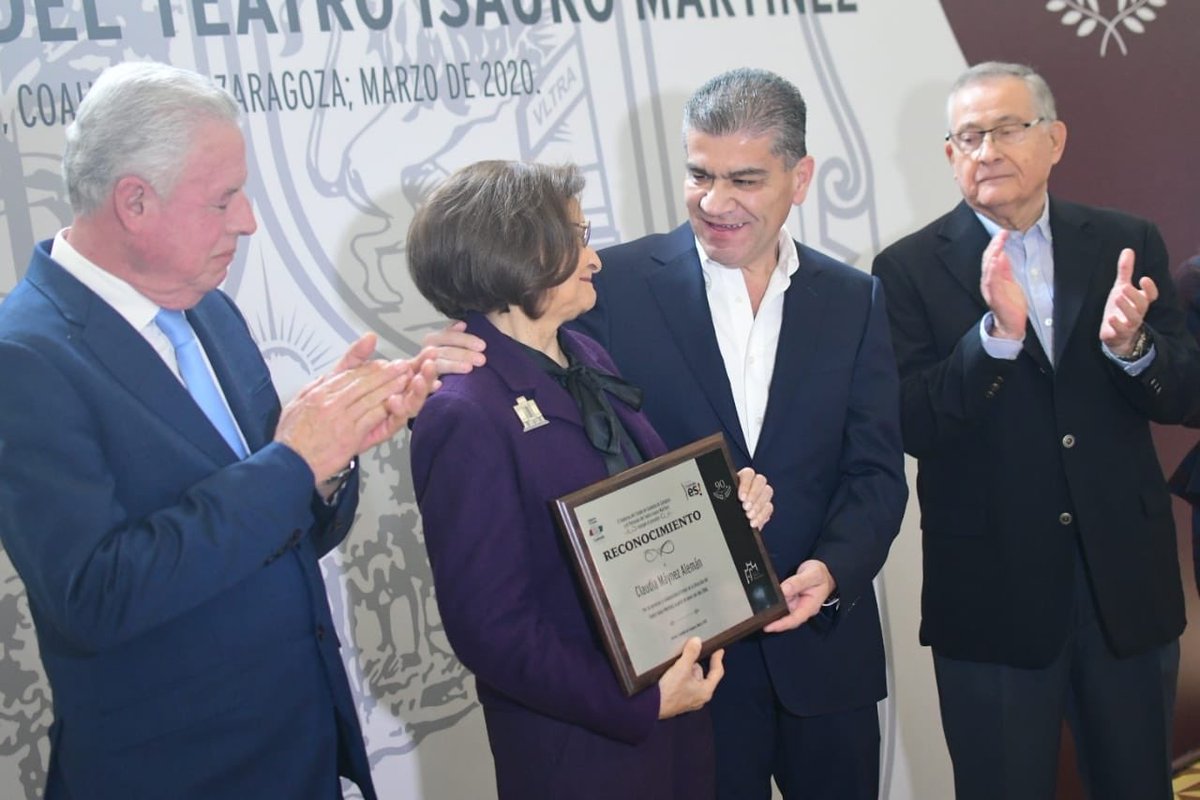 mrikelme's tweet photo. En #Torreón, celebramos el 90 Aniversario del Teatro 🎭 "Isauro Martínez", haciendo un merecido reconocimiento a quienes a través de los años han contribuido a conservar esta joya arquitectónica emblemática de la Laguna. ¡Enhorabuena! 👏 https://t.co/jIu3Rx3uNq