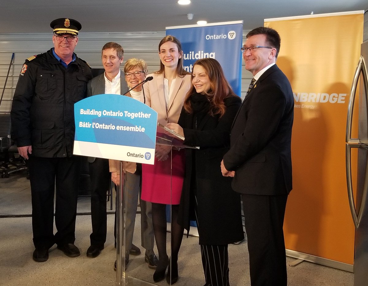_markberney's tweet photo. Joined #ChiefLaRocca, #BillWalker Associate Minister of Energy, MPP #LindsayPark #MayorDrew #JimSanders of #Enbridge along with #MSIFN Council, #Scugog Council & respective staff for the Natural Gas Expansion Program to #ScugogIsland ground breaking. https://t.co/KTRGZi8ofe