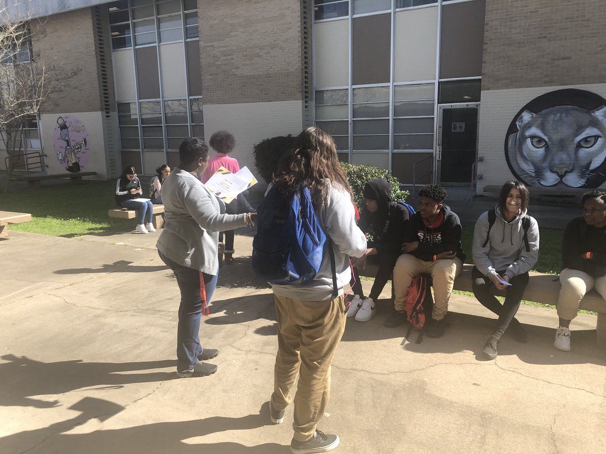 HarrisMathTweet's tweet photo. Acknowledging our scholars who make MEETS and or MASTERS LEVEL of Success; OUSTANDING‼️@atmscougars @CoachKDunn @EDUkhalessiAB https://t.co/RHSaZVgROl