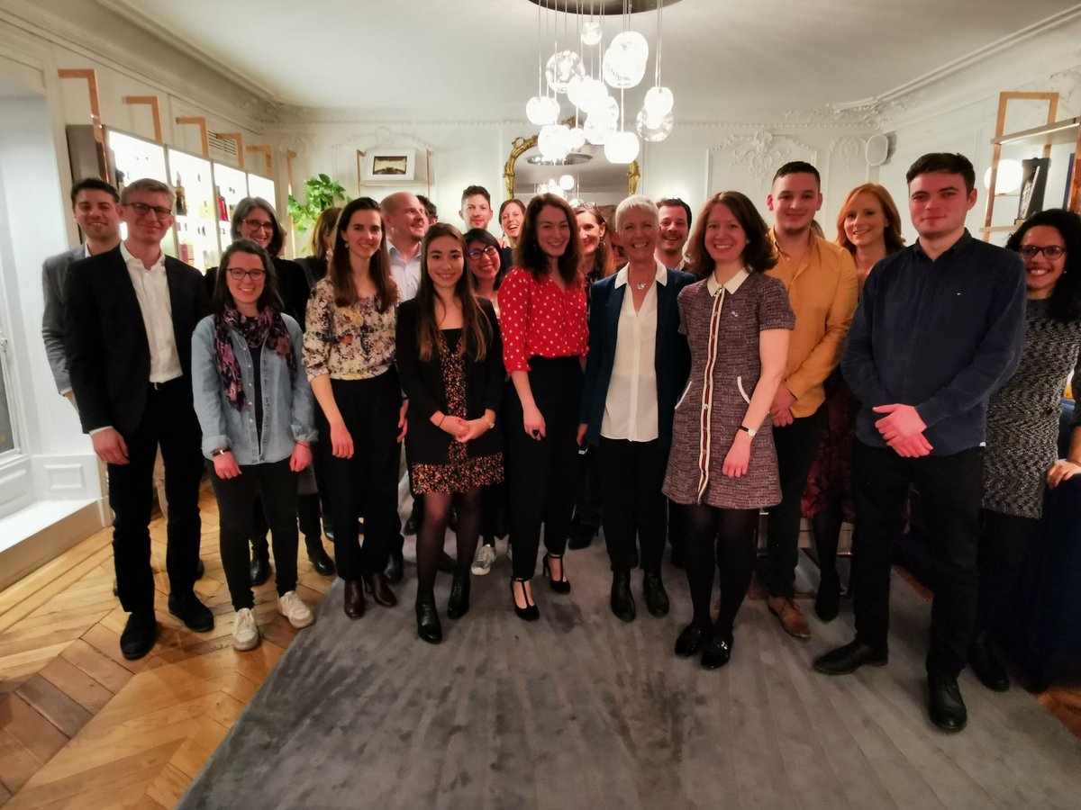 ScotGovFrance's tweet photo. Des intervenantes aux discours inspirés pour lutter contre le changement climatique et des musiciens écossais qui ont su faire bouger sur la piste de danse, le tout accompagné de breuvages écossais de qualité. 🏴󠁧󠁢󠁳󠁣󠁴󠁿

#IWD2020 #ClimateChange #Climat #biodiversite #JourneeDeLaFemme https://t.co/lqVLHQPzAQ