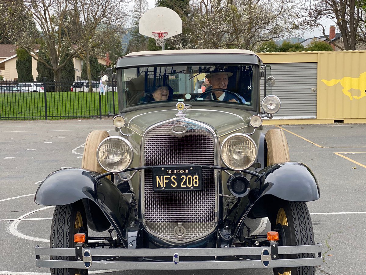 The Montevideo Ed Fund Auction Gala: Bring Back the 20s in 2020 is March 20th! Have you bought your ticket?