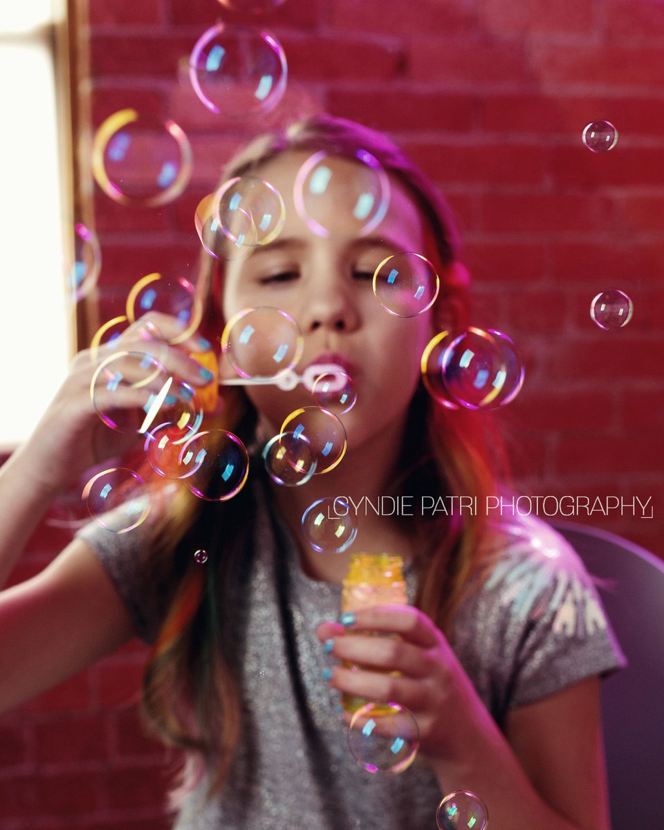 SundryModels's tweet image. Shoot: Bubbles &amp;amp; Gels
Model: Sophie Lilyquist
MUA: Elham Jad
Photographer: Joel Nava, Chelsee Hanna, Cyndie Patri
Studio: Marc Reynolds, SLC
.
.
.
.
#Juniormodel #modleing #cute #junior #model #utah #utahmodeling #professional #photoshoot #photography #bubbles #shiny #studio