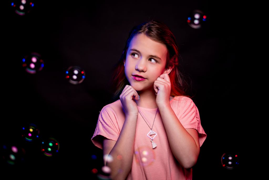 SundryModels's tweet image. Shoot: Bubbles &amp;amp; Gels
Model: Sophie Lilyquist
MUA: Elham Jad
Photographer: Joel Nava, Chelsee Hanna, Cyndie Patri
Studio: Marc Reynolds, SLC
.
.
.
.
#Juniormodel #modleing #cute #junior #model #utah #utahmodeling #professional #photoshoot #photography #bubbles #shiny #studio