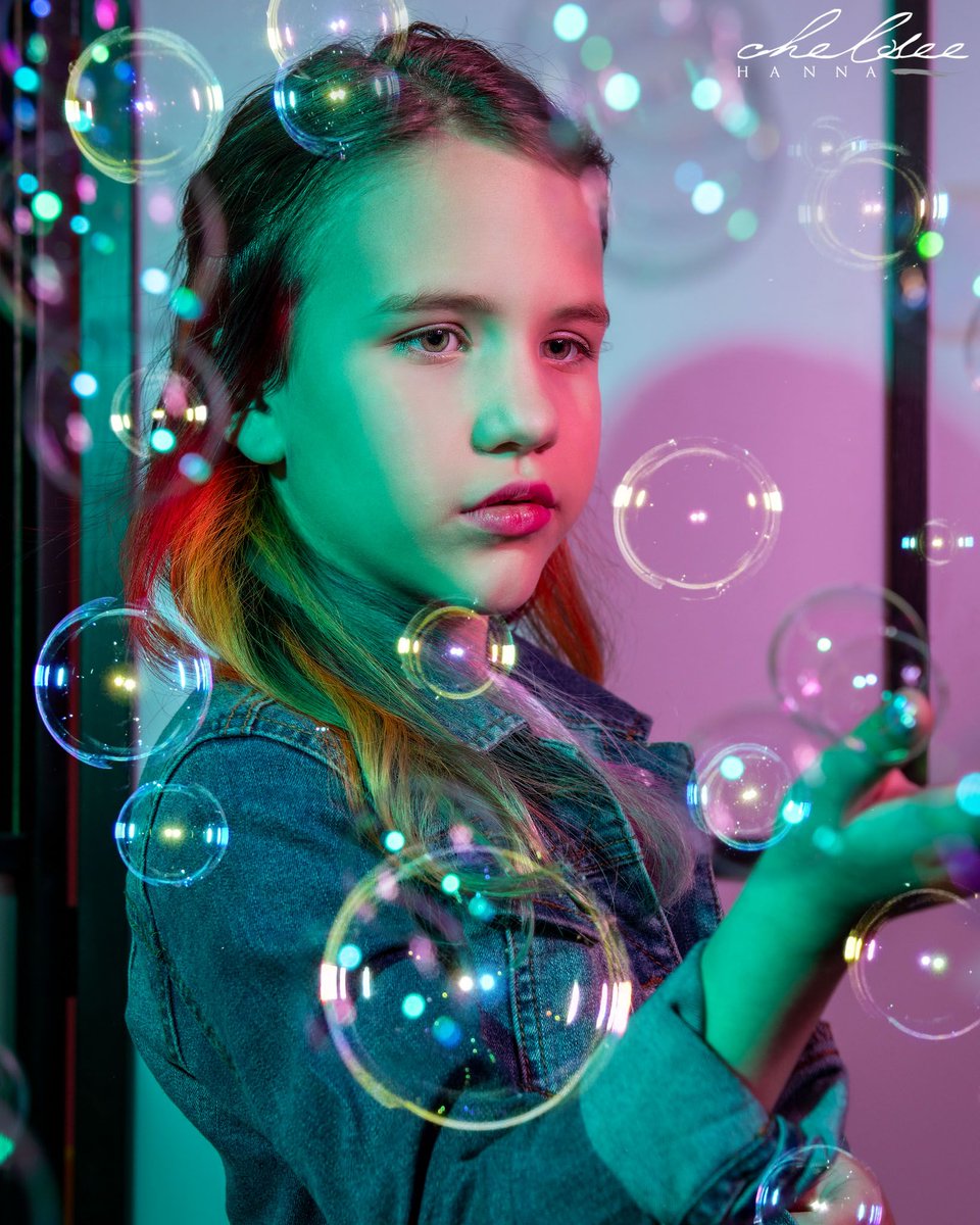 SundryModels's tweet image. Shoot: Bubbles &amp;amp; Gels
Model: Sophie Lilyquist
MUA: Elham Jad
Photographer: Joel Nava, Chelsee Hanna, Cyndie Patri
Studio: Marc Reynolds, SLC
.
.
.
.
#Juniormodel #modleing #cute #junior #model #utah #utahmodeling #professional #photoshoot #photography #bubbles #shiny #studio
