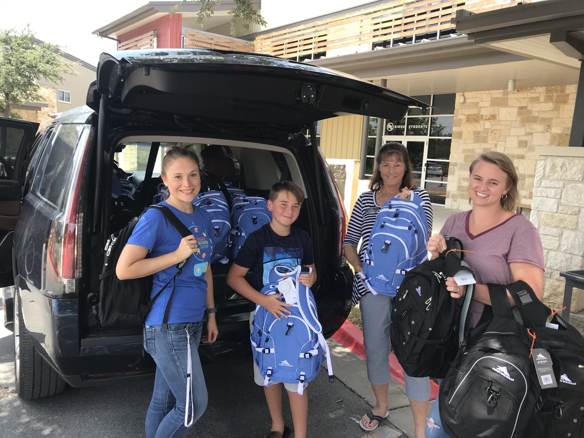 Only 3 more hours!  Help us help our community.

amplifyatx.org/organizations/…