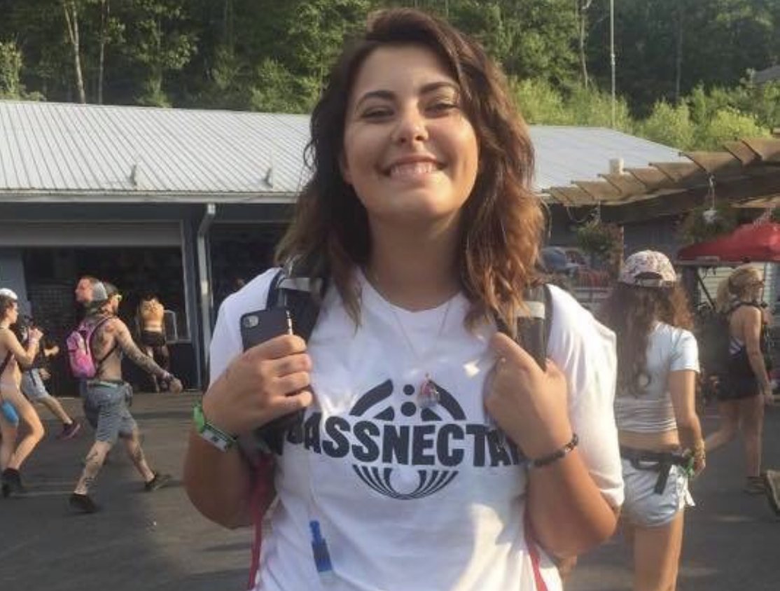 bass_network's tweet photo. RIP Chelsea ❤️ you were an incredible human and an amazing Ambassador - we're so grateful you were a part of our team, and we will miss you...

Sending out love to all her family + friends ✨🙏✨ https://t.co/PTu33L0kGf