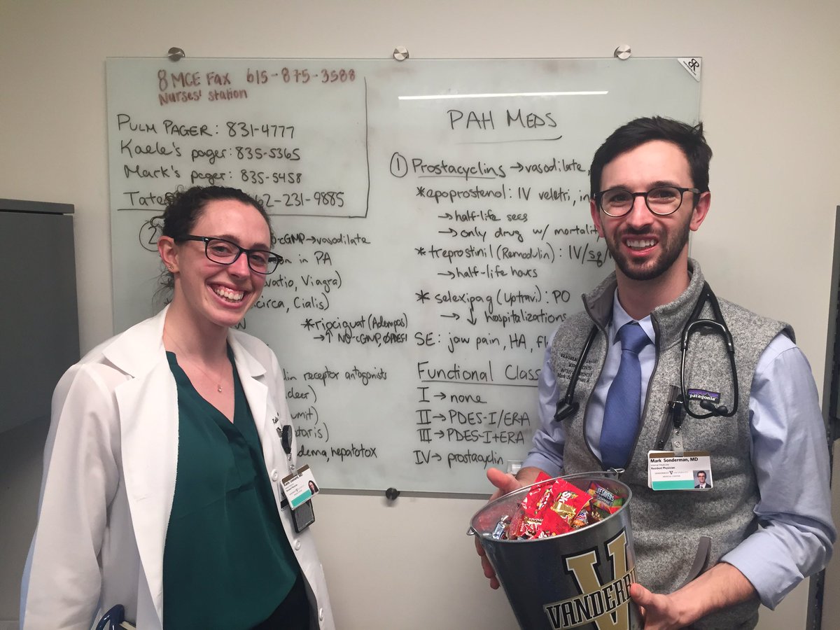 BGriebMD's tweet photo. Out with the @VUMCMedicineRes Bucket and @TACGeneMD for #VandyCandy at the end of a rough week. Proud of our team, rallying around each other, our patients, our neighbors, @VUMChealth & Nashville! #TeamVUMC #NashvilleStrong @VUMC_EM https://t.co/B40p24jFYn