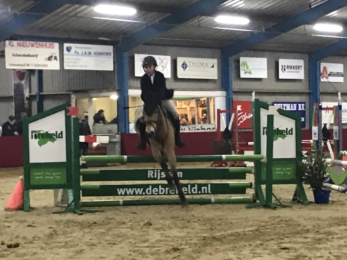 FrankGlaubitz's tweet image. avondje teamsporten tussen de paarden 💪 met ons #teamR4D 🚴‍♂️ tijdens 🐎#hotra2020 opbrengst 💰 voor @Duchenne_Heroes @duchennepp