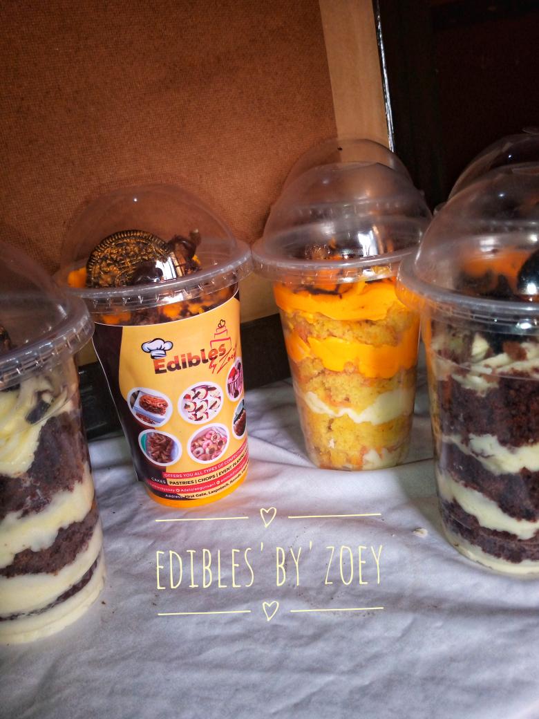 adetolao__'s tweet photo. Guuuys our cake parfait still dey hot hot😜
Going for #800 each 😳😢😢😘
Place your orders please.
Kindly RT if you come across this.
#nysc
#Obesere #UltimateLoveNG #FridayFeeling
#oinn https://t.co/mqyyQPkLZ3