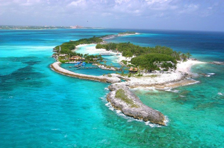 NapAnywhere's tweet photo. A groundbreaking new way to save $$ on travel — the Voyazor site, and soon-to-be app! Lots of great travel deals and crucial info, especially for last-minute travelers. Try it today! #bargains #napanywhere #travel https://t.co/kxlSFlLwnm