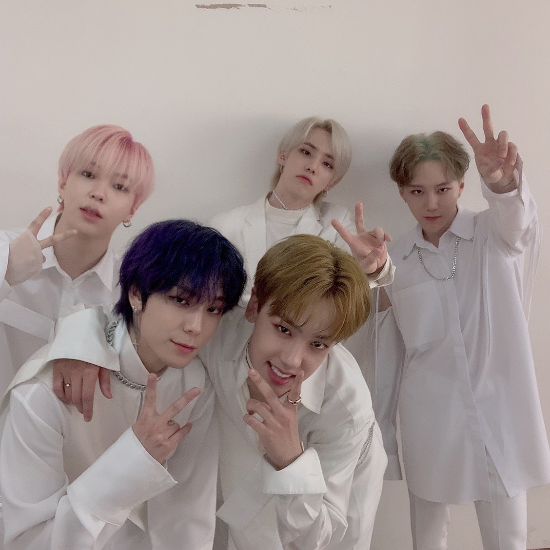 Rubin_France's tweet photo. [📸] 02.03.2020 - Rubin

Je pense aux membres du groupe avec qui #PowerofKlab7 c’est bien fini aujourd’hui ! 
Même si je n’ai pas pus rencontrer les membres de l’équipe japonaise en réalité, j’espère les voir la prochaine fois !!
Vous avez fait un bon travail aujourd’hui ! https://t.co/7PF6FaVHYp