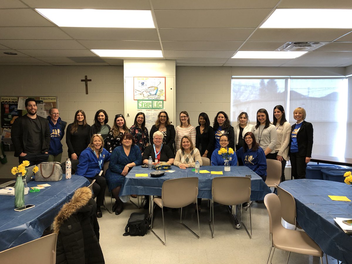 laurasawicky's tweet photo. Thank you to our administrators, staff and student ambassadors for the warm welcome. Our @YCDSB school communities are blessed with dedicated staff committed to student engagement and Catholic Education! @SBNycdsb @smkycdsb @sbdycdsb @ElizabethCrowe_ @WigstonJennifer @abfalconi https://t.co/G5Xl0v6riQ