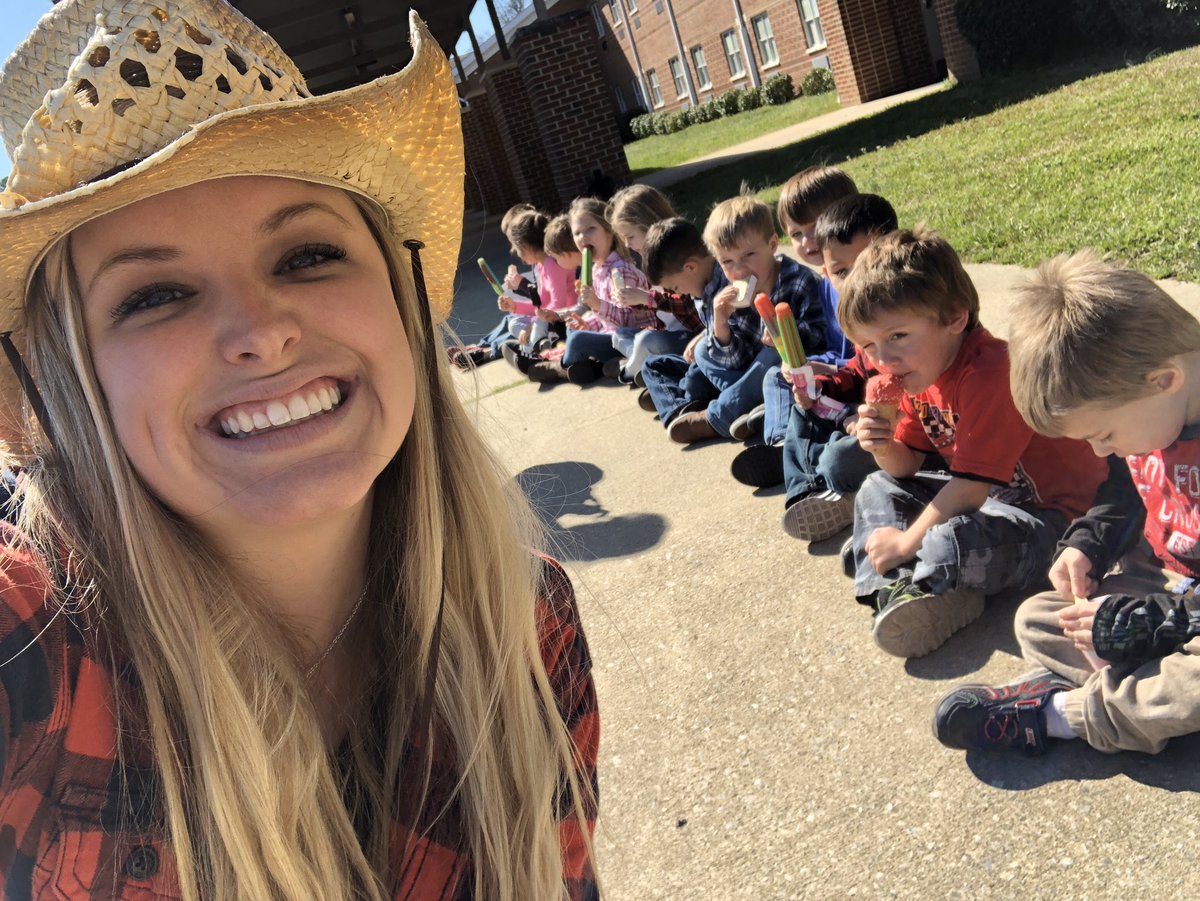 We’re all in a much better mood when the sun is shining!! ☀️